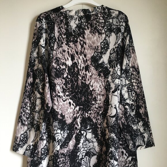 Vintage Damask Lace & Flowers Knit Open Cardigan - Picture 6 of 15